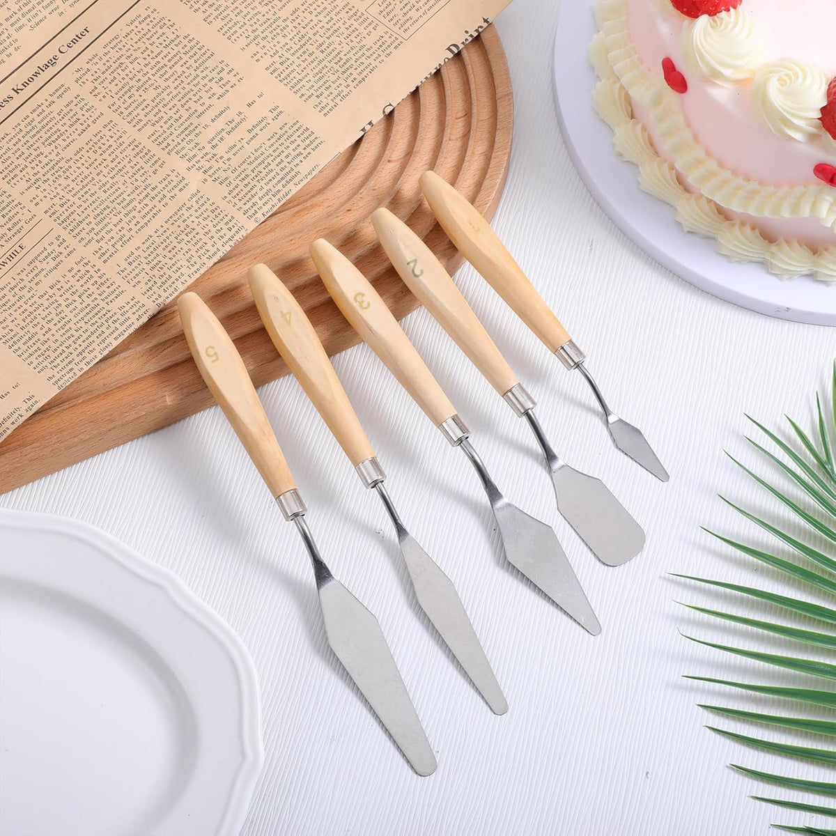 5 Pcs Cake Decorating Spatula, Off Set Spatulas for Frosting Stainless Steel Cake Apatula Palette Knife Baking Pastry Tool for Cakes Fondant Chocolate