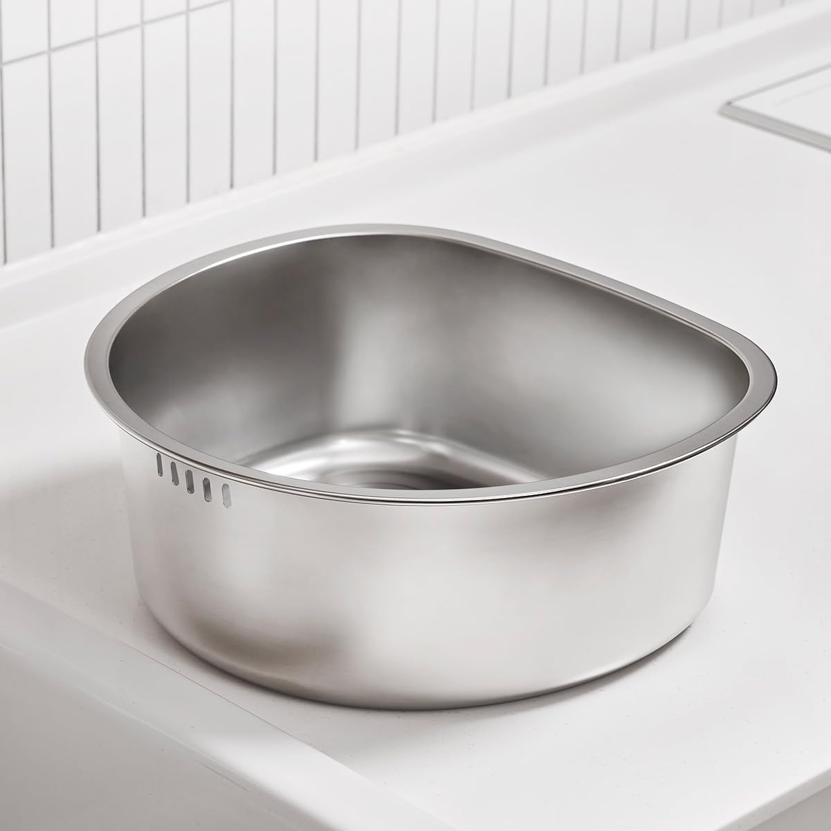 D-Shaped Stainless Steel Dishpan, Kitchen Sink Wash Basin Tub for Dishes, Vegetables & Fruit, Heavy Duty Metal Dish Tub (8.45 Qt)