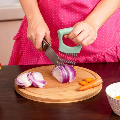 Onion Slicer Holder, Stainless Steel Vegetable Cutting Holder Food Cutter Tool for Slicing Storing Onions Tomatoes Potatoes Avocados Apples, Green
