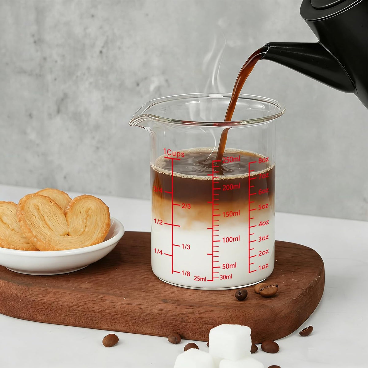 Glass Measuring Cup 8OZ/250ML/1 CUP High Borosilicate Heat Resistant Glass Measuring Cup with Clear Markings (oz, Cup, ml) Liquid Measuring Cup with Spout (250ml)