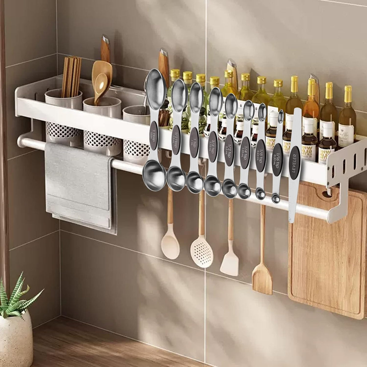 Black Magnetic Measuring Spoons Set