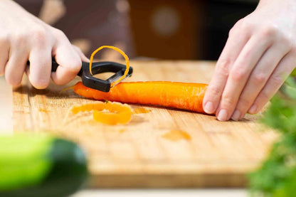 Julienne Peeler. Professional Chrome-Plated Cutter. 5.5 Inch Stainless Steel Kitchen Tool for Precise Cutting. Chef's Gadget with Ergonomic Design. Silver Color