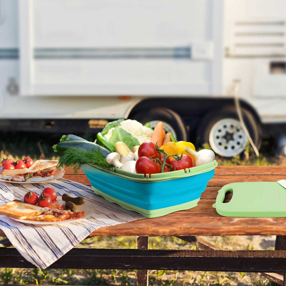Camping Cutting Board, 9-in-1 Collapsible Chopping Board with Colander, Outdoor-Kitchen Vegetable Washing Basket for Campers, Camping Gifts Camping Accessories for RV Campers (Gray)