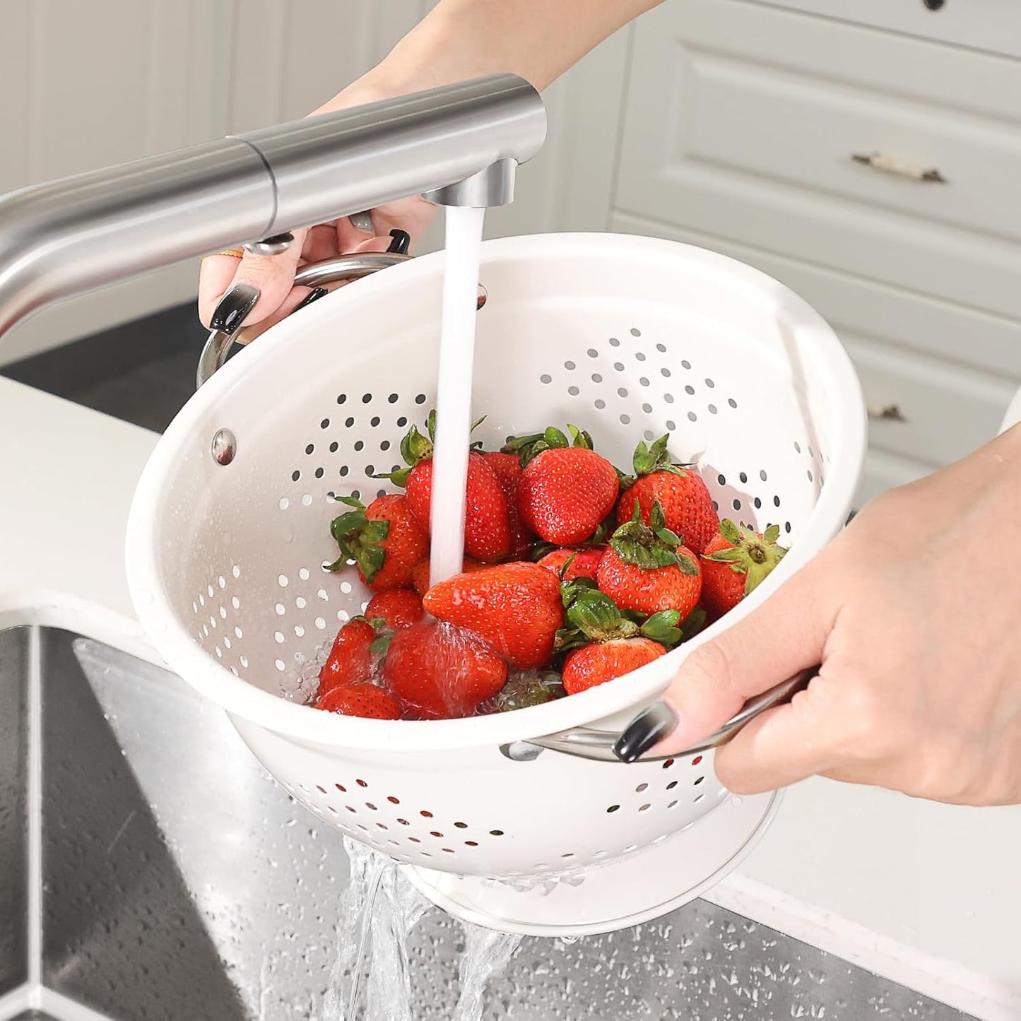 Powder Coated Steel Colanders: 3 Quart and 5 Quart Set of 2 - White