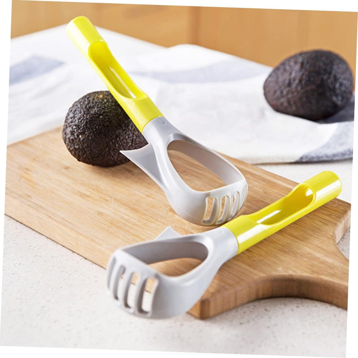 Multifunction 5 in 1 Avocado Tool Cutter Masher Slicer Pitter Peeler Corer for Kitchen Fruit Salad and Meal Prep 8.46In