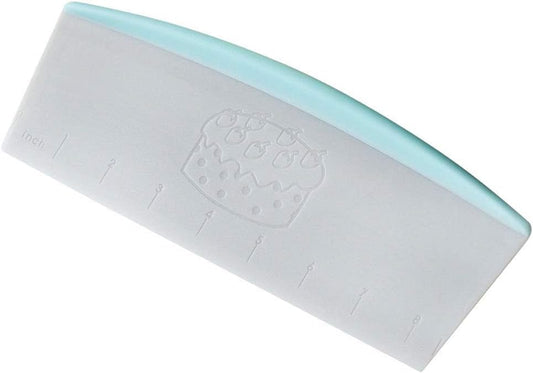Plastic Pastry Bench Scraper Chopper Cake Cutter with Measuring Scale Multipurpose Kitchen Gadget Pizza Cutters for Cooking Baking Bread and Pizza Dough Kitchen and Dining