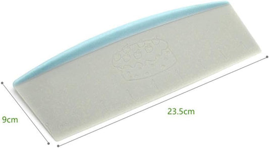Plastic Pastry Bench Scraper Chopper Cake Cutter with Measuring Scale Multipurpose Kitchen Gadget Pizza Cutters for Cooking Baking Bread and Pizza Dough Kitchen and Dining