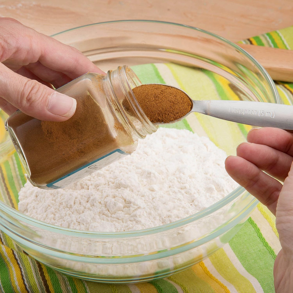 Stainless Steel Measuring Spoons Set of 7 with Leveler