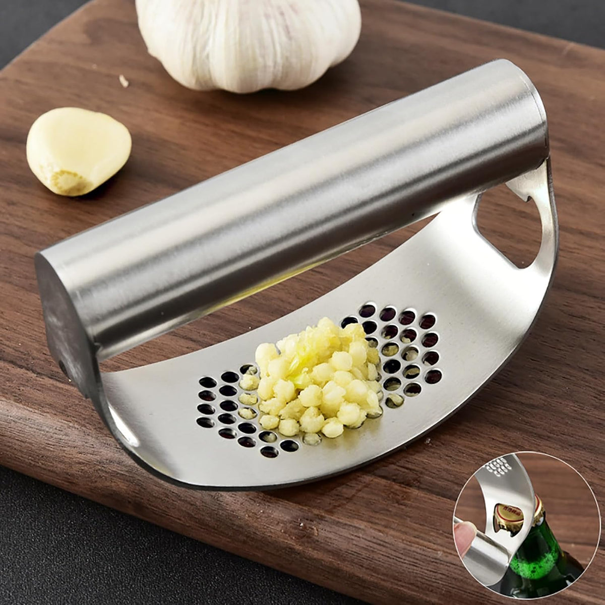 Garlic Press Rocker, Stainless Steel Garlic Crusher Portable Manual Heavy Duty Garlics Mincer, Garlics Chopper with Peeler & Scraper, Easy Kitchen Gadget for Effortless Smashing (Sliver)
