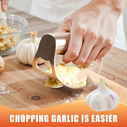 Garlic Press Rocker, Stainless Steel Garlic Crusher Portable Manual Heavy Duty Garlics Mincer, Garlics Chopper with Peeler & Scraper, Easy Kitchen Gadget for Effortless Smashing (Sliver)