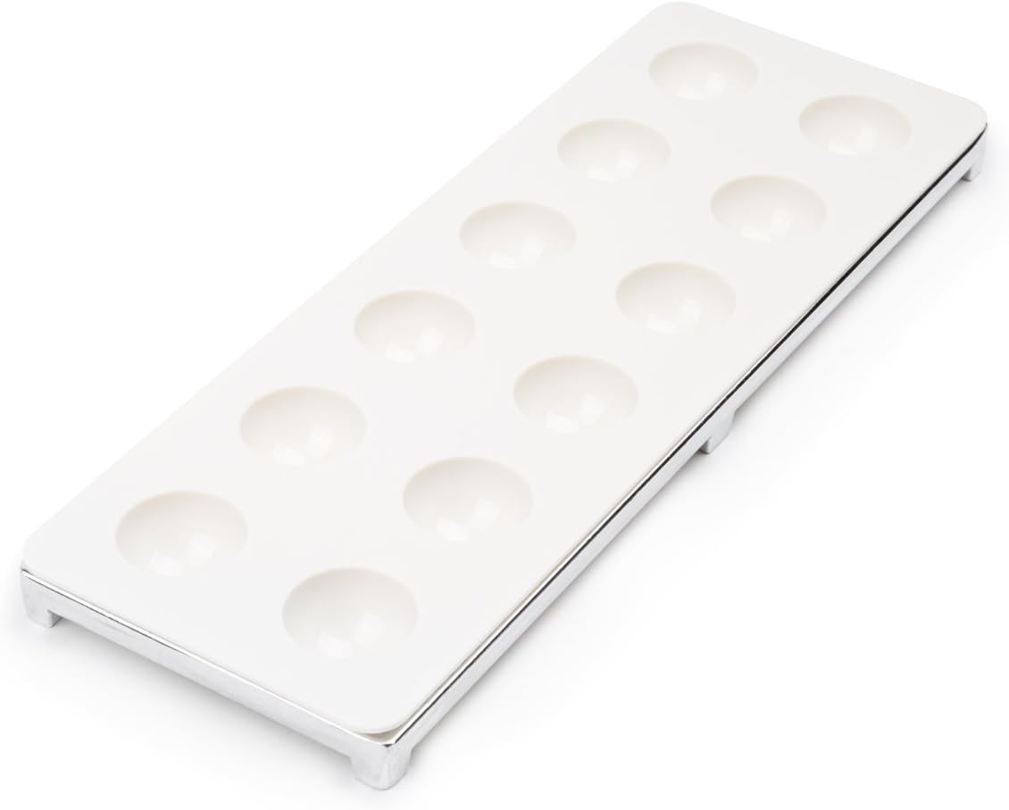 Fox Run 57670 Ravioli Cutter Stamps, Round & Square, Set of 2 , 2.75 x 4.75 x 5.75 inches | Make Square Or Round Raviolis At Home | Aluminum Ravioli Cutter With Wooden Handles | Cute Ravioli Maker Set | Pasta Tools