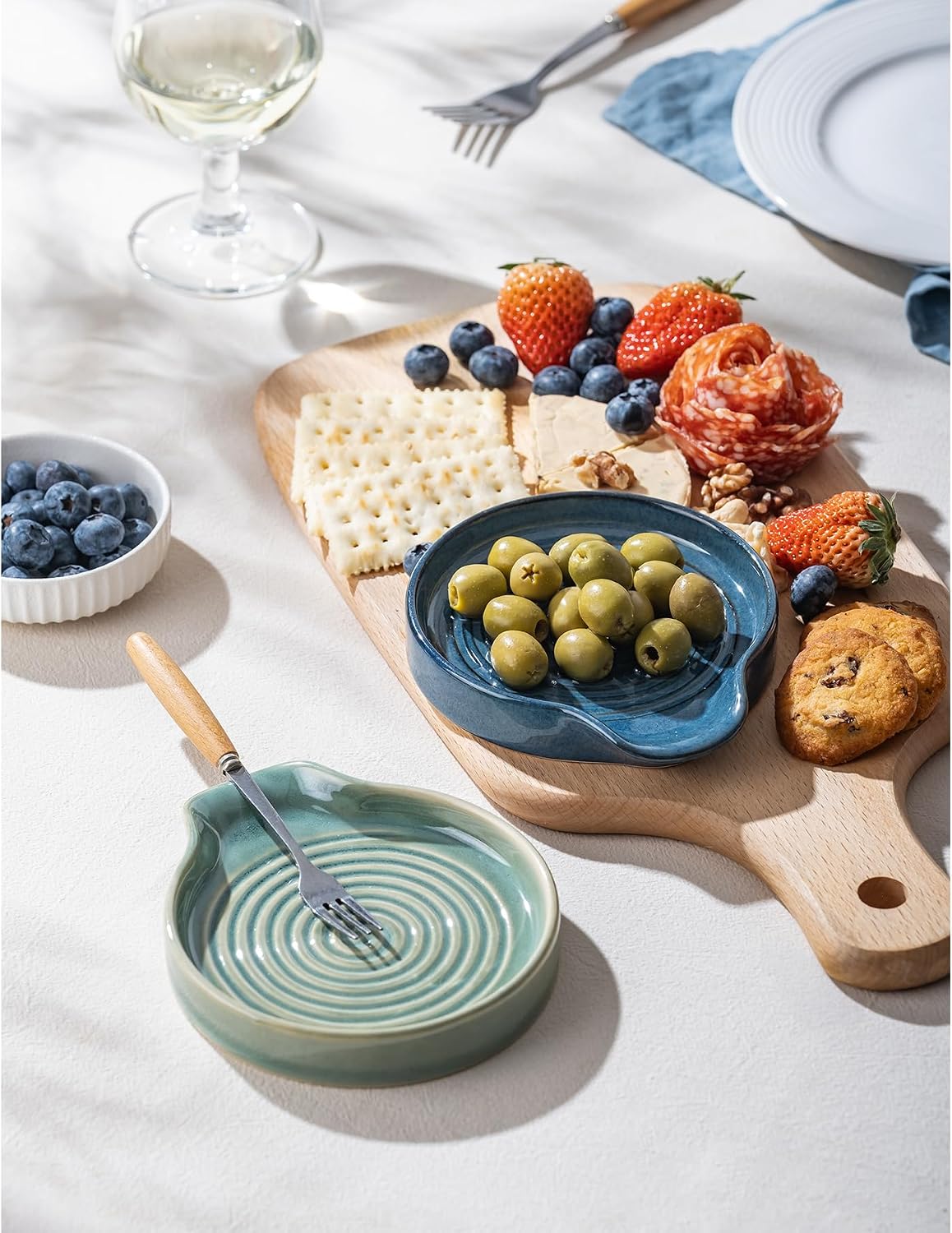 Ceramic Spoon Rest, 7.48 Inches Spoon Holder for Kitchen Counter, Kitchen Accessories, Dishwasher Safe, White