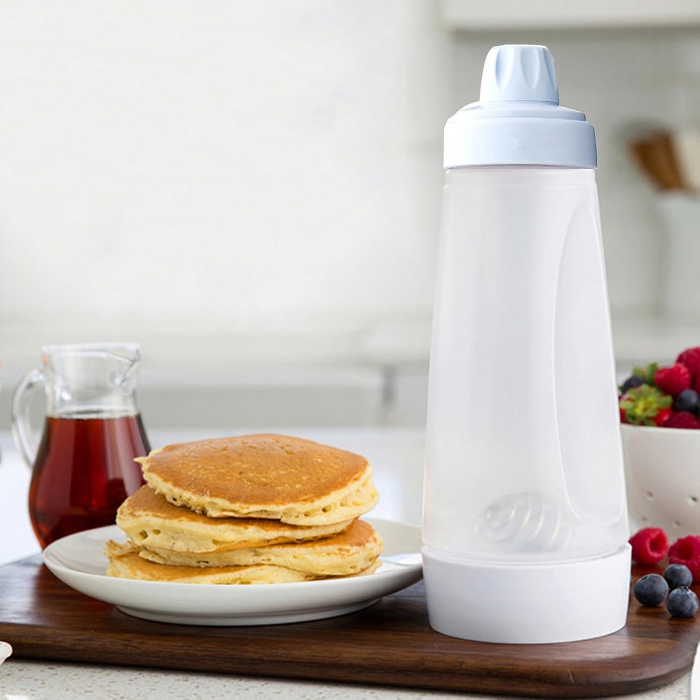 2 Pack Pancake Batter Dispenser Bottle with Mixing Ball, Wide Mouth Squeeze Bottle for Pancake, Waffle, Crepe Batter, Measuring Marked Batter Mixer Cup, No Mess No Drip, Easy Clean Baking Bottle