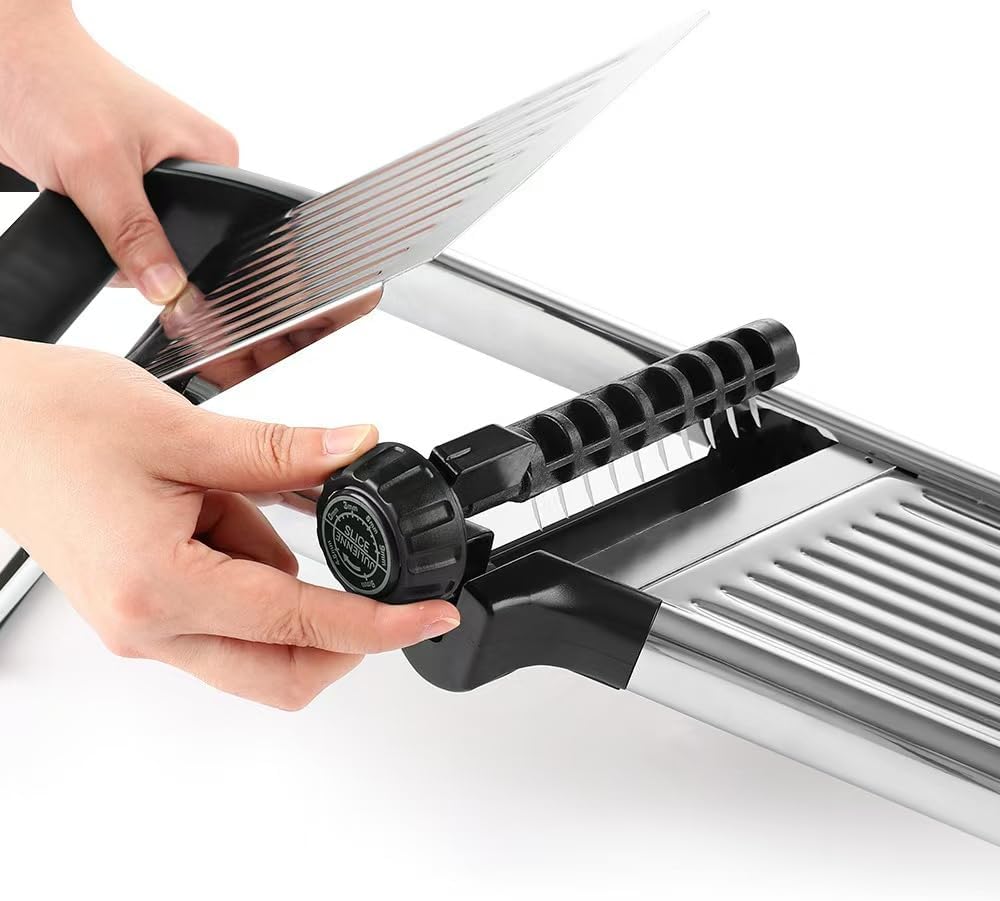 Mandoline Slicer with Adjustable Stainless Steel Blades for Kitchen, Vegetable Chopper for Potato, Tomato, Carrot, Fruit and Onion Cutter