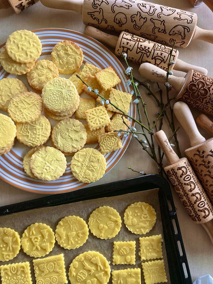 FLORAL WREATH Embossing Rolling Pin with Flowers Pattern. Dough and Clay Roller for Embossed Cookies and Pottery. Cookie and Ceramic Stamp. Backing Gifts for Women