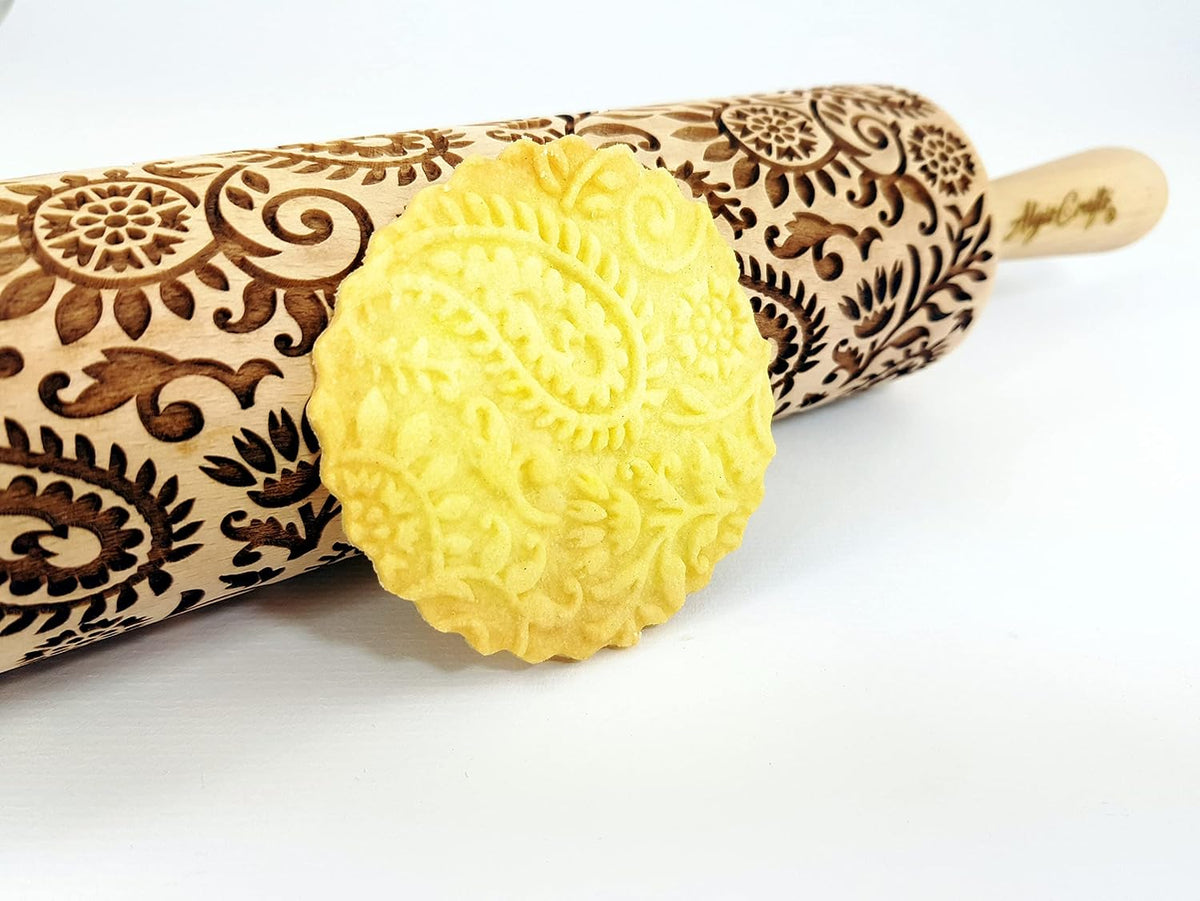 FLORAL WREATH Embossing Rolling Pin with Flowers Pattern. Dough and Clay Roller for Embossed Cookies and Pottery. Cookie and Ceramic Stamp. Backing Gifts for Women