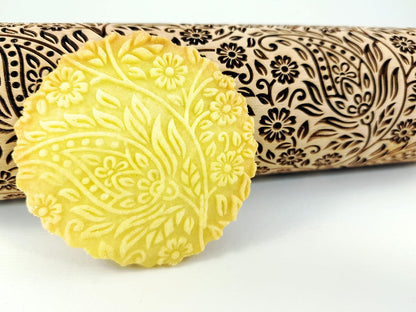 FLORAL WREATH Embossing Rolling Pin with Flowers Pattern. Dough and Clay Roller for Embossed Cookies and Pottery. Cookie and Ceramic Stamp. Backing Gifts for Women