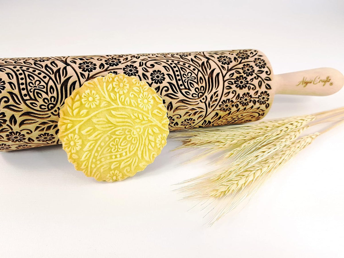FLORAL WREATH Embossing Rolling Pin with Flowers Pattern. Dough and Clay Roller for Embossed Cookies and Pottery. Cookie and Ceramic Stamp. Backing Gifts for Women