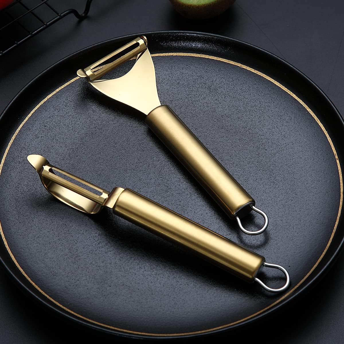 Gold Potato Vegetable And Fruit Peelers For Kitchen, Titanium Gold Plating Stainless Steel Peelers,Sharp Blade And Ergonomic Non Slip Easy To Grip Set Of 2