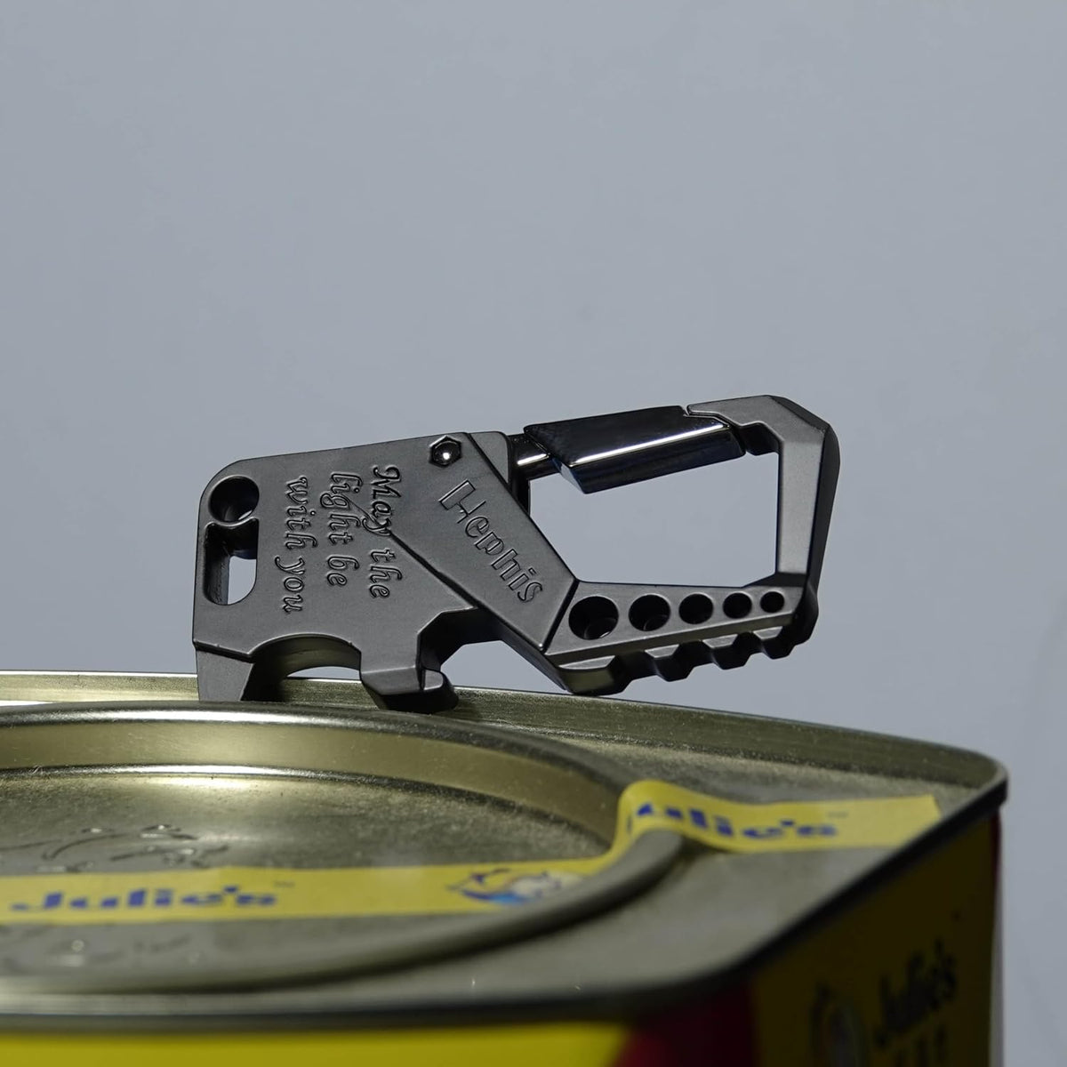 Skull Heavy Duty Key Chain,Car Emergency Escape Tool, Seat belt Cutter,Bottle Opener,Carabiner Car Key Chains