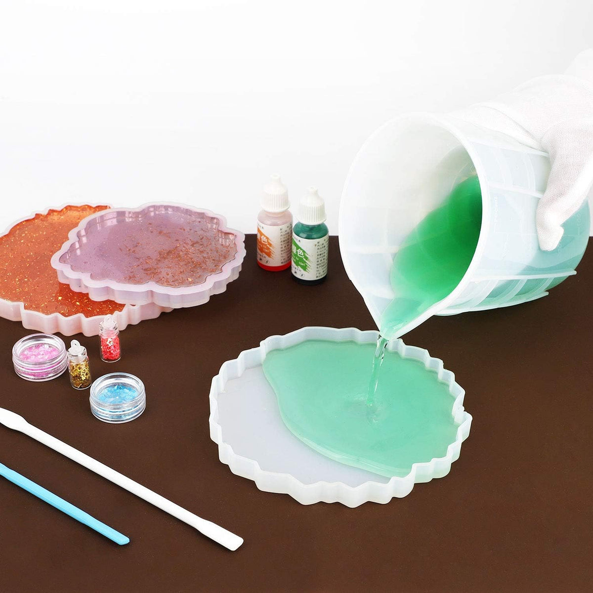 250ml Silicone Measuring Cups, 4 PCS Large Nonstick Reusable Silicone Mixing Cups Durable Easy Clean for Epoxy Resin, Casting Molds, Stain Jewelry Making, Waxing, DIY, Art, Craft