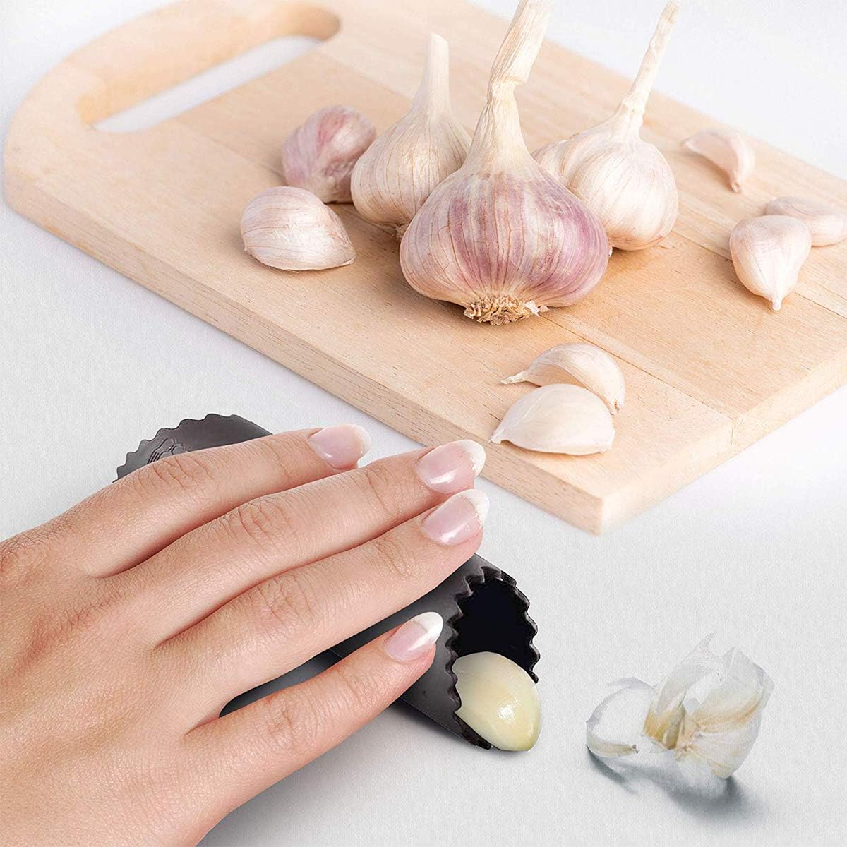 Garlic Press Rocker Stainless Steel Ginger Crusher, Garlic Mincer and Squeezer Kitchen Gadget with Ergonomic handle, Silicone Tube Garlic Peeler, Scraper and Cleaning Brush Tool Set