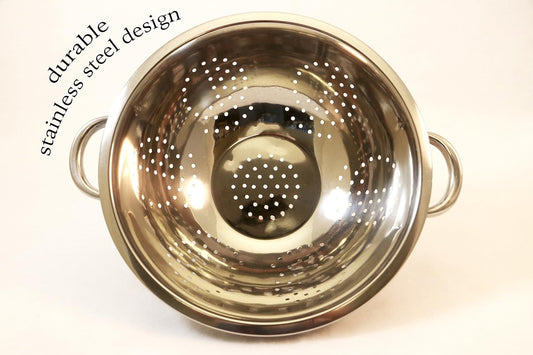 Heavy Duty Stainless Steel Colander 5 Qt | Easy Grip Handles | Self-Draining Base | Mirror Polished | Dishwasher Safe | Pack of 1