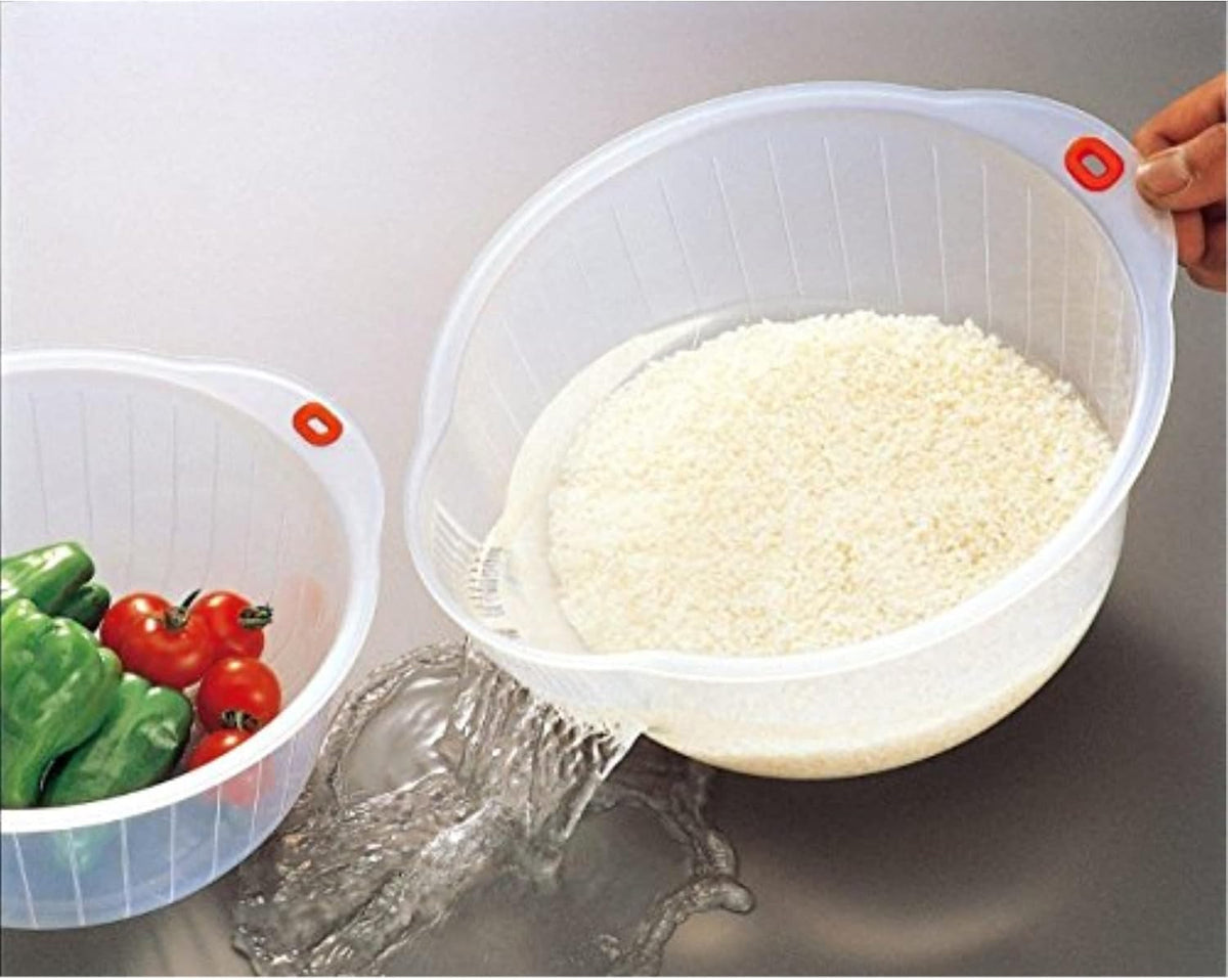 Plastic Japanese Rice Washing Bowl with Strainer, 2 quart