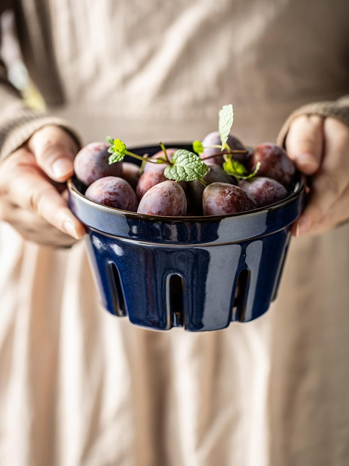 Ceramic Berry Bowl Set of 2, Small Fruit Basket Colanders, White
