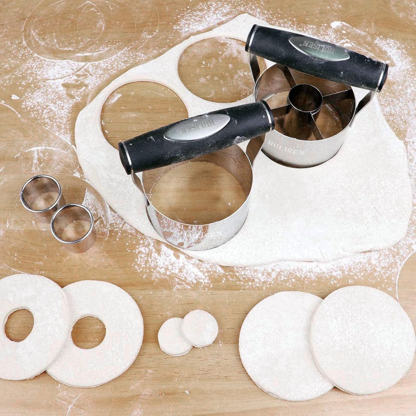 3.5 in Donut Cutter & Biscuit Cutter Set with hole, Stainless Steel | Set of 2, Ergonomic Rubber Handle, Dishwasher Safe, Baking Beginner Friendly, Gift-Ready Packaging