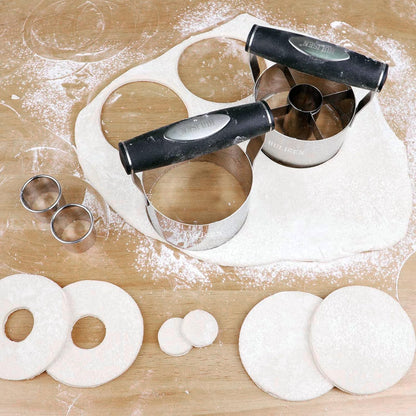 3.5 in Donut Cutter & Biscuit Cutter Set with hole, Stainless Steel | Set of 2, Ergonomic Rubber Handle, Dishwasher Safe, Baking Beginner Friendly, Gift-Ready Packaging