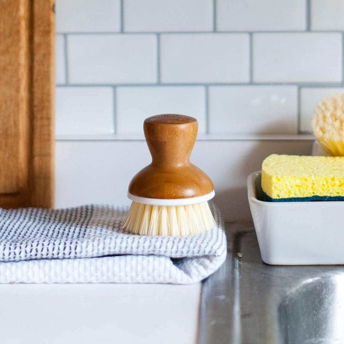 Sinkside Ceramic Cleaning Station - Kitchen Sink Caddy & Sponge Holder, Countertop Organizer for Dish Brushes & Scrubbers - Dishwasher Safe, Rustproof, Compact Design, White