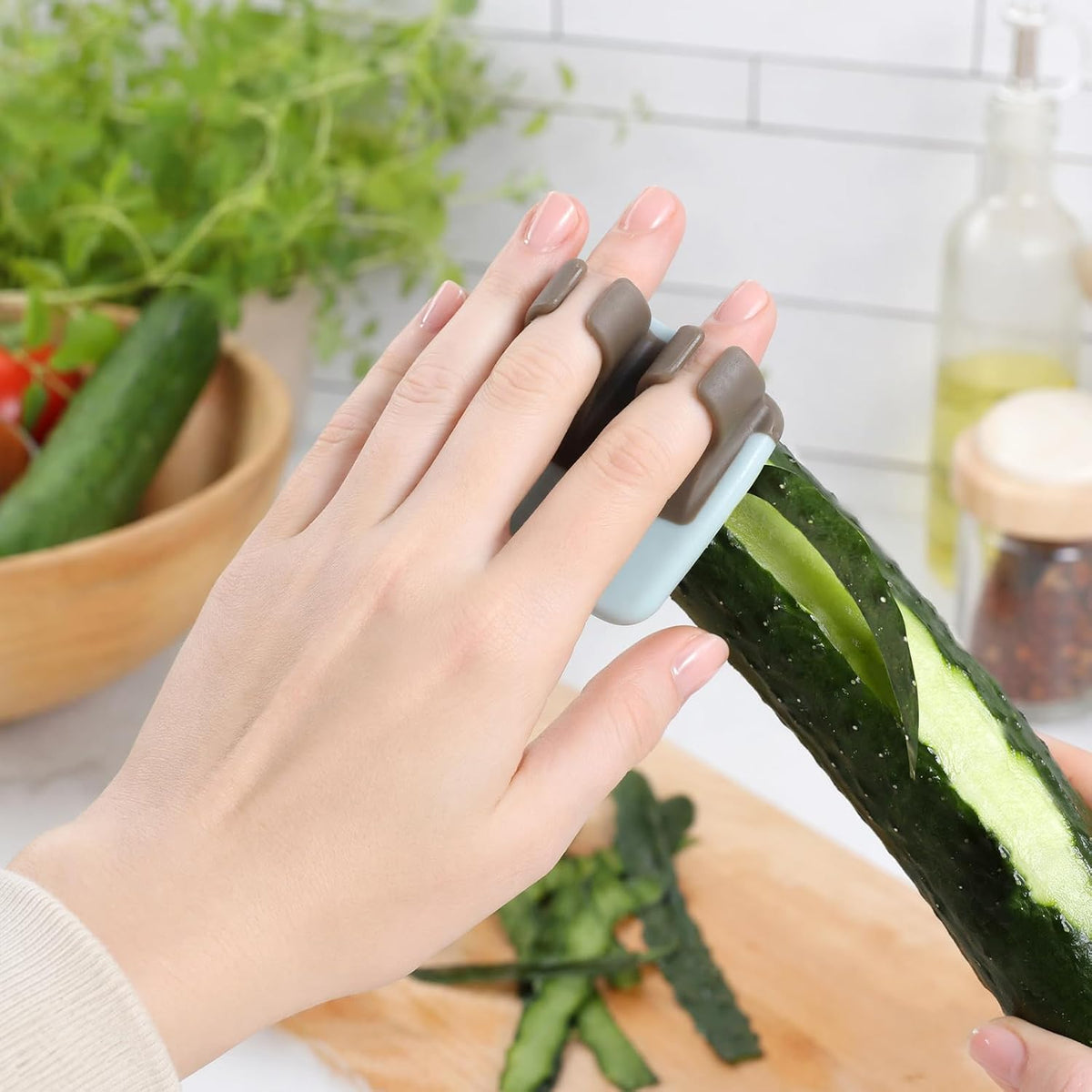 4Pcs Potato Peelers Finger Vegetable Peeler for Kitchen