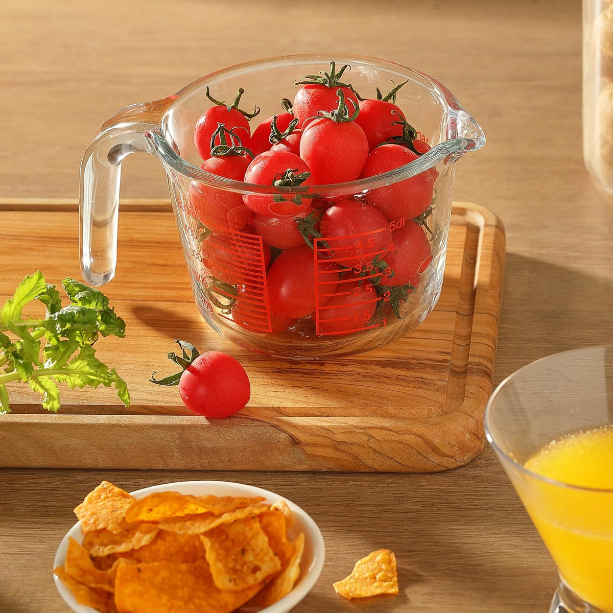 Glass Measuring Cup For Baking and Cooking, Apartment Kitchen Tools (16 oz)