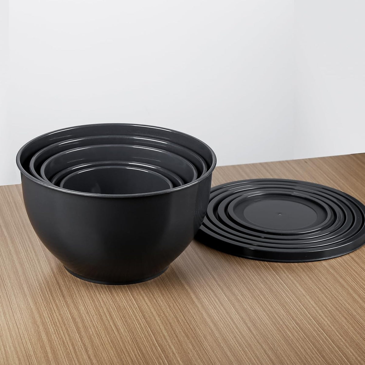 Plastic Mixing Bowls with Lids Set for Kitchen, 5 Set Nesting Bowls for Mixing, Baking, Prepping, Cooking and Serving Food, Mixing Bowls Dishwasher, Microwave Safe