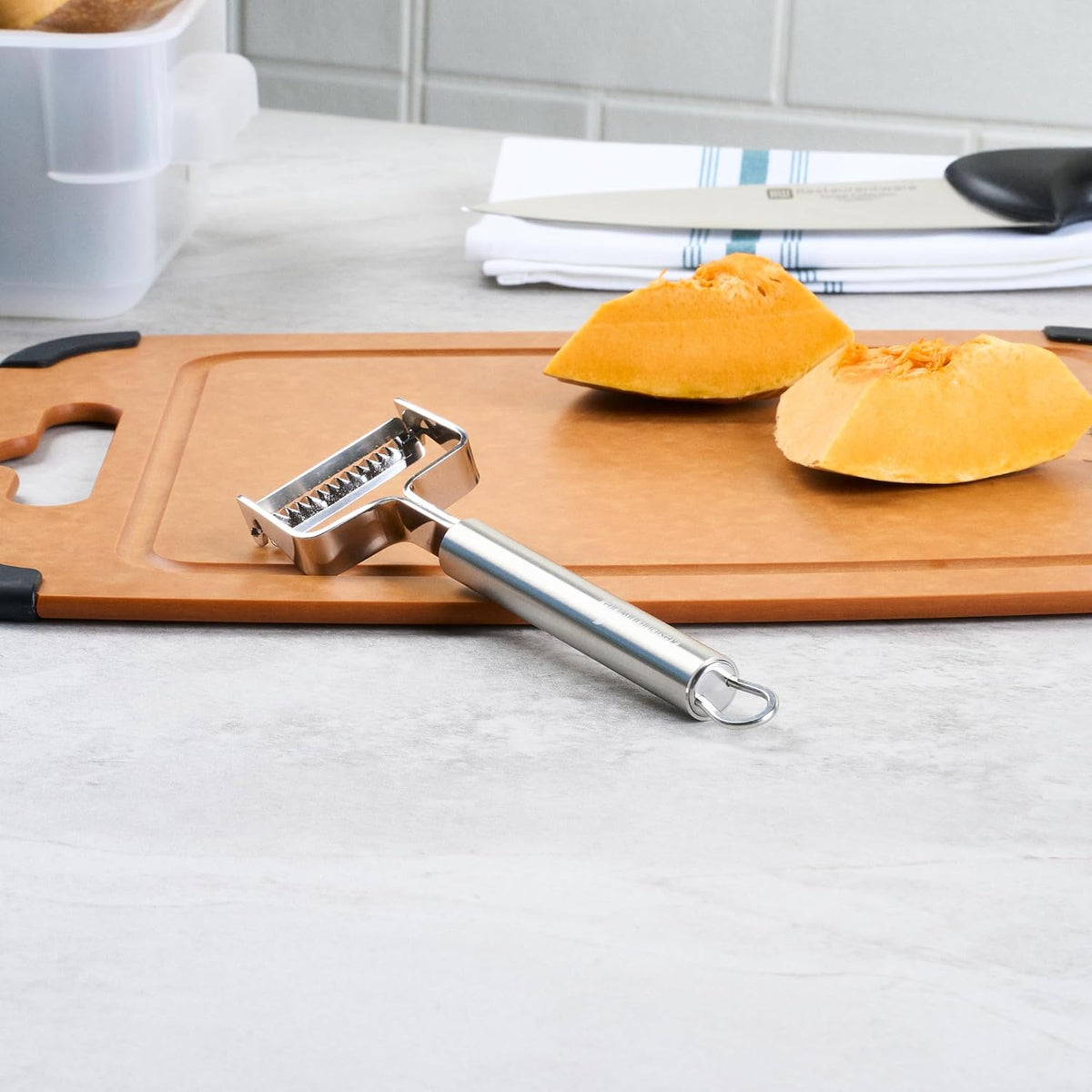 Stainless Steel Julienne Vegetable Peeler - German Standard Kitchen Peeler Dishwasher Safe, Sharp Blades, Ergonomic Handle - Potato Peeler for Potato, Apple, Cucumber