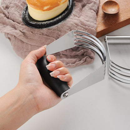 Dough Blender Stainless Steel Pastry Cutter Pastry Cutter & Measuring Spoons Set, Ergonomic Soft Grip Butter Mixer for Pie Crust Pizza Dough Biscuits Scones, Dishwasher Safe Baking Tool