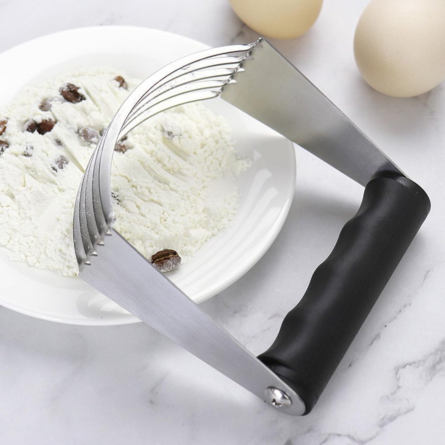 Dough Blender Stainless Steel Pastry Cutter Pastry Cutter & Measuring Spoons Set, Ergonomic Soft Grip Butter Mixer for Pie Crust Pizza Dough Biscuits Scones, Dishwasher Safe Baking Tool