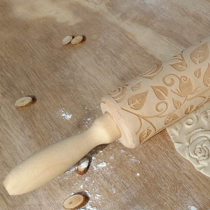 Wooden Rolling Pin, Rose Flower Embossed Engraved Carved Rolling Pin, Valentine's Day DIY Cookies Biscuit Fondant Cake Dough Roller Baking Tool (Wood color)