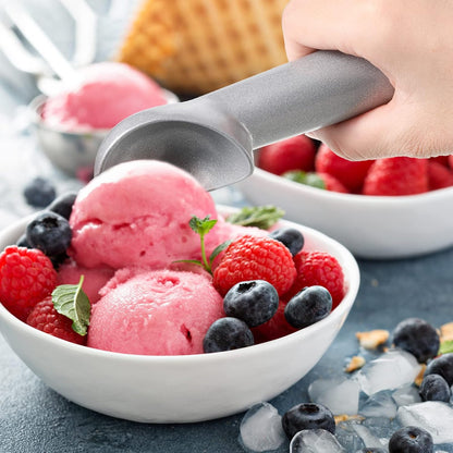 3 Pieces Ice Cream Scoop 7 Inches Nonstick Anti Freeze Ice Cream Scooper with Comfort Handle Aluminum Alloy Design Professional Ice Cream Scoop Easy Clean for Gelato Cookie Sorbet (Silver)