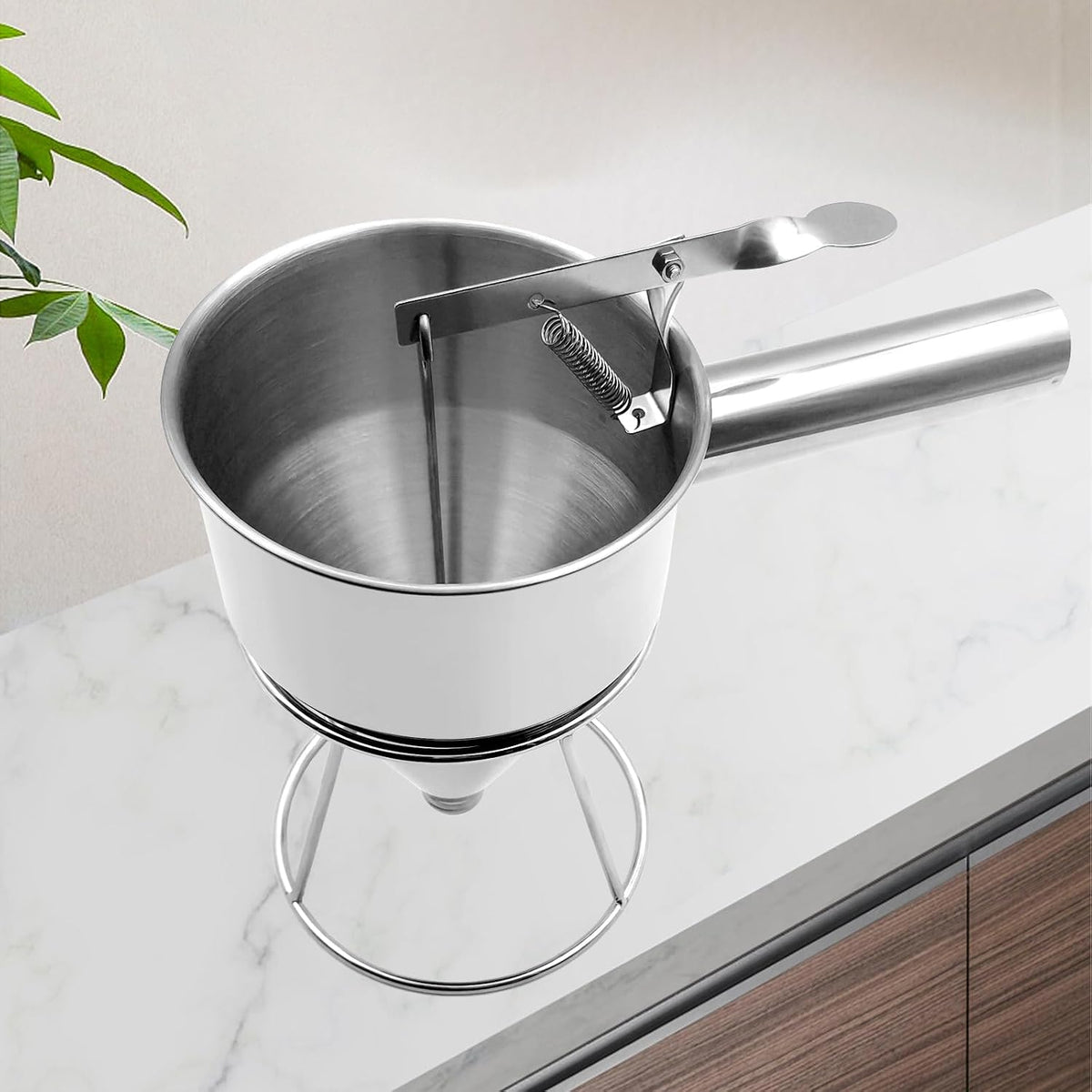 20oz Pancake Batter Dispenser, Stainless Steel Funnel Cake Dispenser with Stand Heavy Duty Baking Tool for Cupcake Waffles Cakes Takoyaki and Kitchen Baking (Small)
