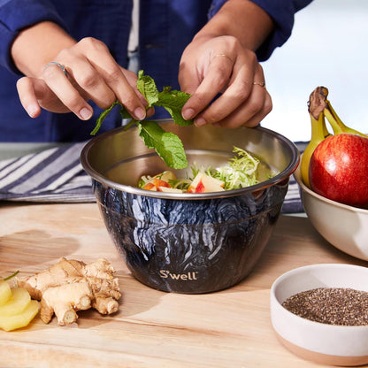 Stainless Steel 64oz Salad Bowl Kit, Pink Topaz Color, Comes with 2oz Mini Canister and Removable Tray for Organization, Leakproof and Dishwasher Safe