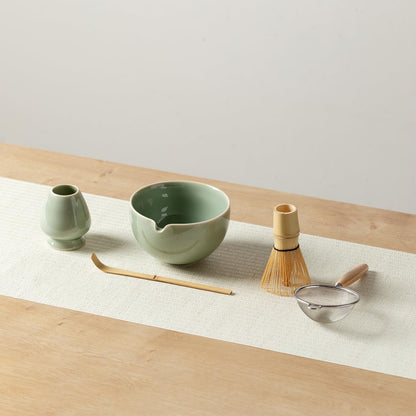 Matcha Whisk Set, Matcha Set with Ceramic Matcha Bowl, Bamboo Whisk & Holder, Sifter, Tea Scoop (Black Gold)