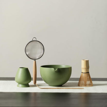 Matcha Whisk Set, Matcha Set with Ceramic Matcha Bowl, Bamboo Whisk & Holder, Sifter, Tea Scoop (Black Gold)