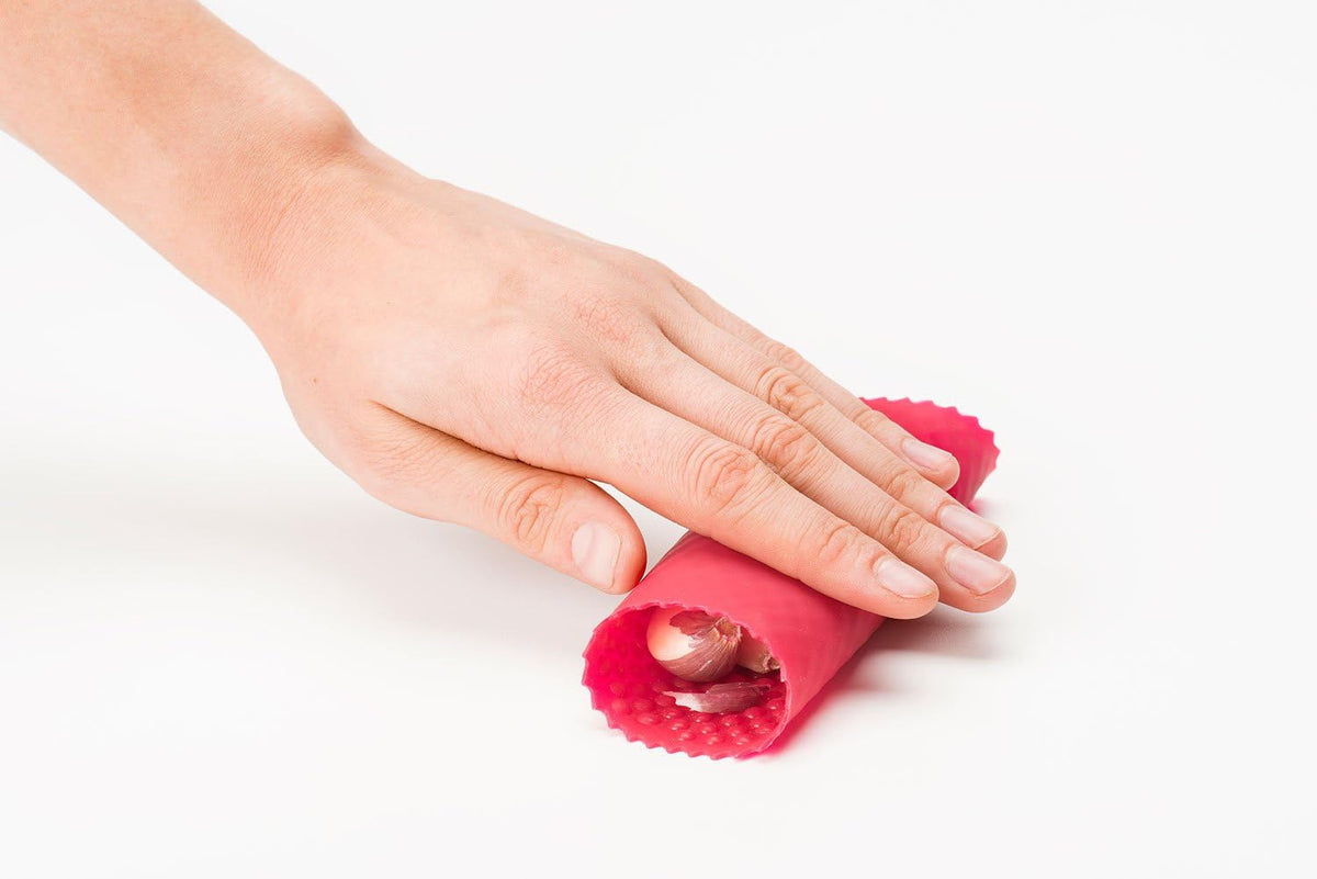 Garlic Peeler - Silicone Garlic Peeler Tube Roller for Easy Garlic Skin Removal - Dishwasher Safe - Perfect for Gift & Essential Kitchen Gadgets - Red