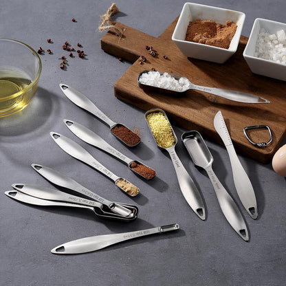 Measuring Cups and Spoons Set of in 18/8 Stainless Steel, Heavy Duty 8 Measuring Cups, 10 Measuring Spoons, 1 Leveler & 5 Mini Measuring Spoons Ideal for Dry and Liquid Ingredients