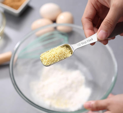 Measuring Cups and Spoons Set of in 18/8 Stainless Steel, Heavy Duty 8 Measuring Cups, 10 Measuring Spoons, 1 Leveler & 5 Mini Measuring Spoons Ideal for Dry and Liquid Ingredients