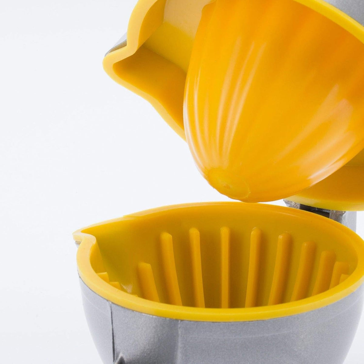 Limona - Fruit Squeezer, Heavy Duty Citrus Press, Manual Juicer for Lemon, Lime, Orange & Other Fruits with Aluminum Hand Press, Hand Held Fruit Juicer with Ergonomic Lever Design