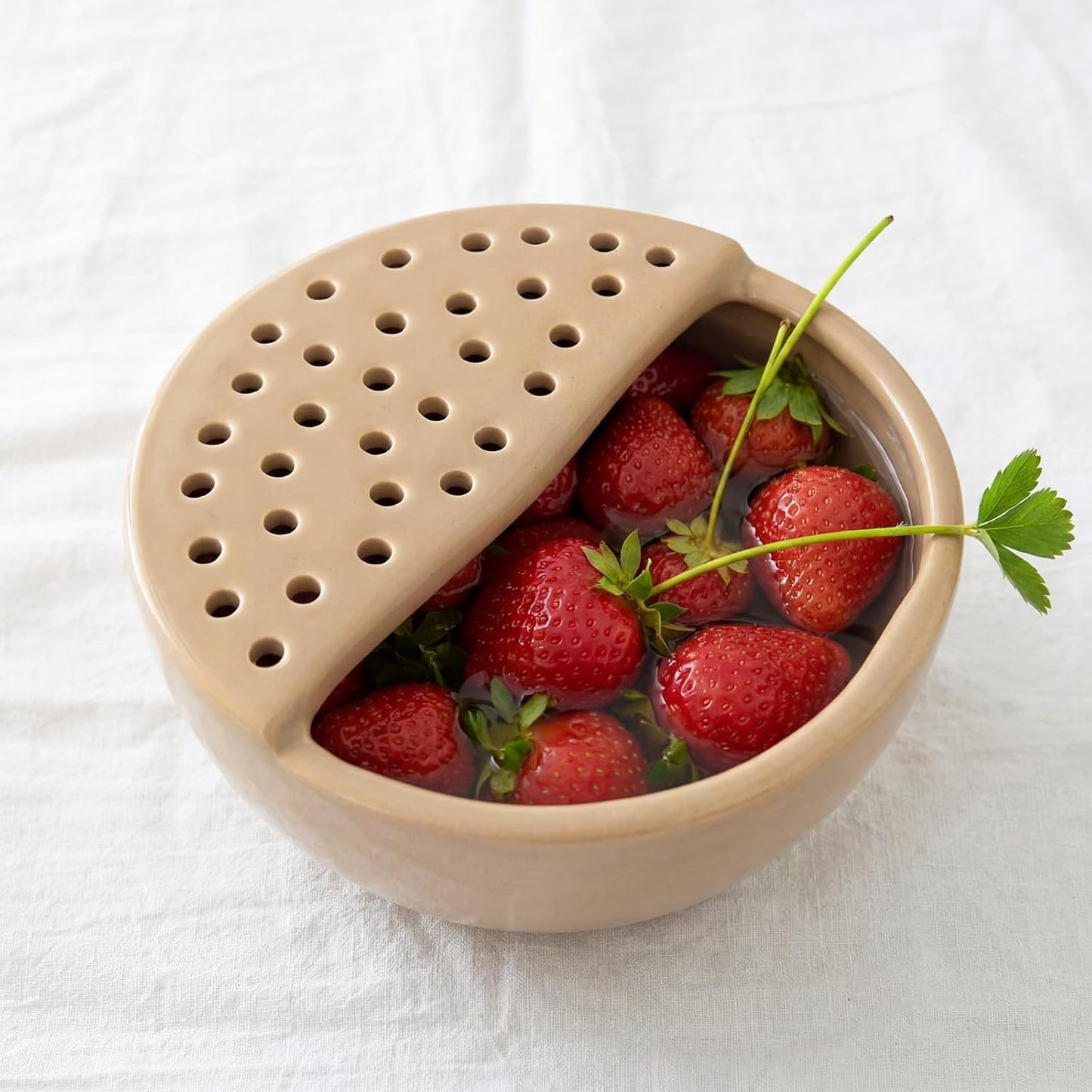 Ceramic Berry Basket with Holes Set of 2 Ceramic Fruit Container 2 In 1 Washing Bowl 6'' Strainer Bowl Fruit Bowls Colander for Kitchen Strawberry Grape Cherry Stoneware Fridge Harvest Bowls