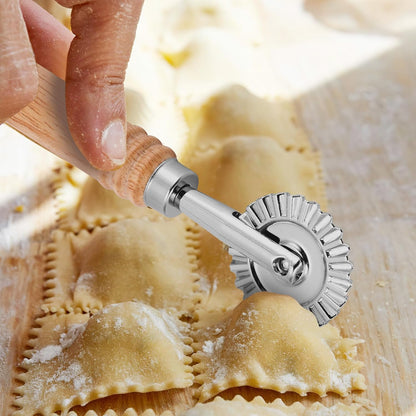 Pastry Cutter Wheel, Ravioli Cutter Wheel with Long Wooden Handle | Pasta Cutter Dumpling Lace Making Noodle Ruffled Edge Cookies Pie Cutter Kitchen Dough Cutting Tool